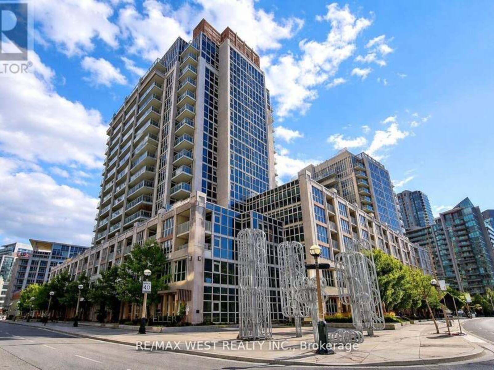 342 - 38 GRAND MAGAZINE STREET, Toronto, Ontario M5V 0B1