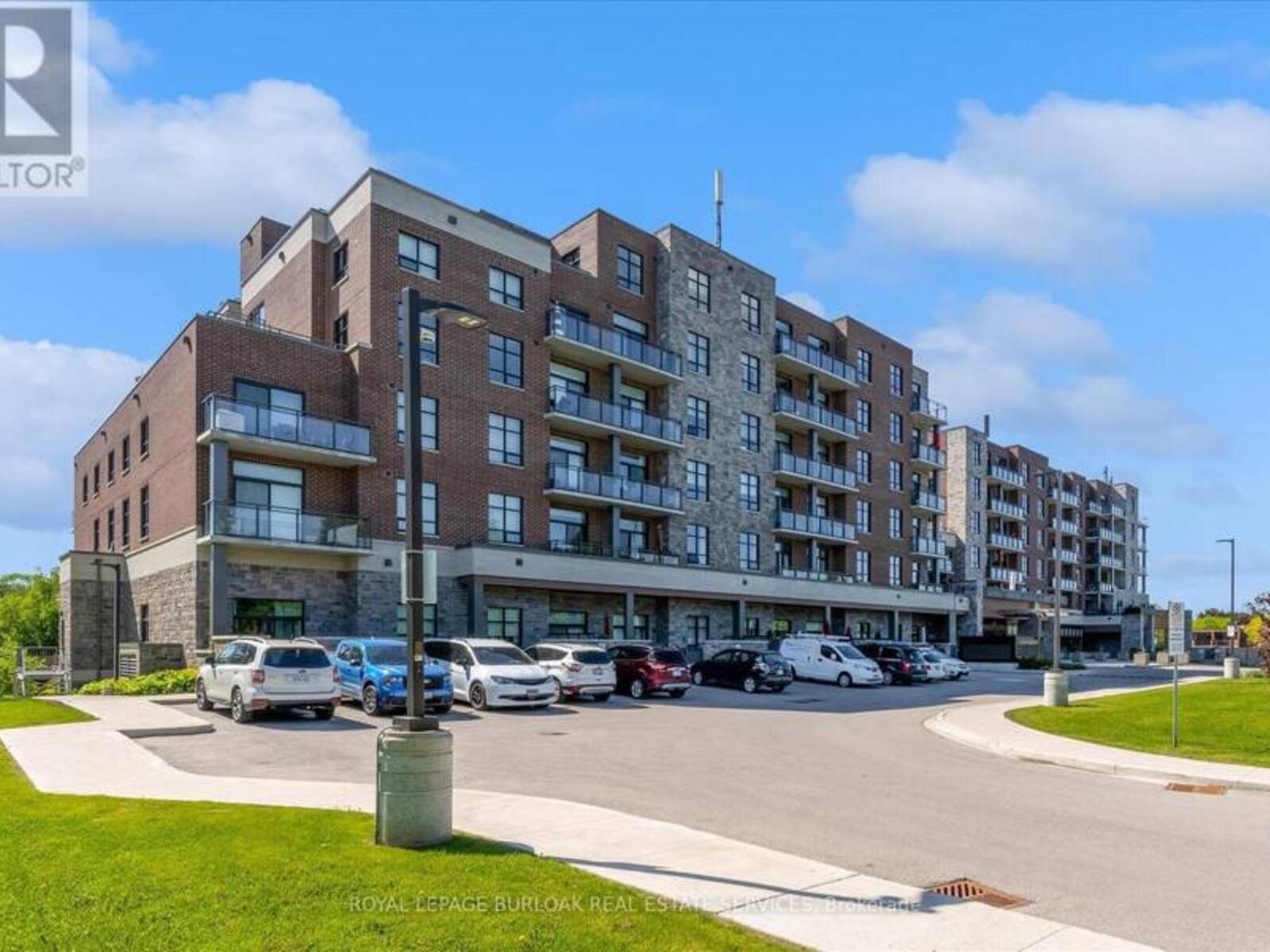 113 - 3290 NEW STREET, Burlington, Ontario L7N 1M8