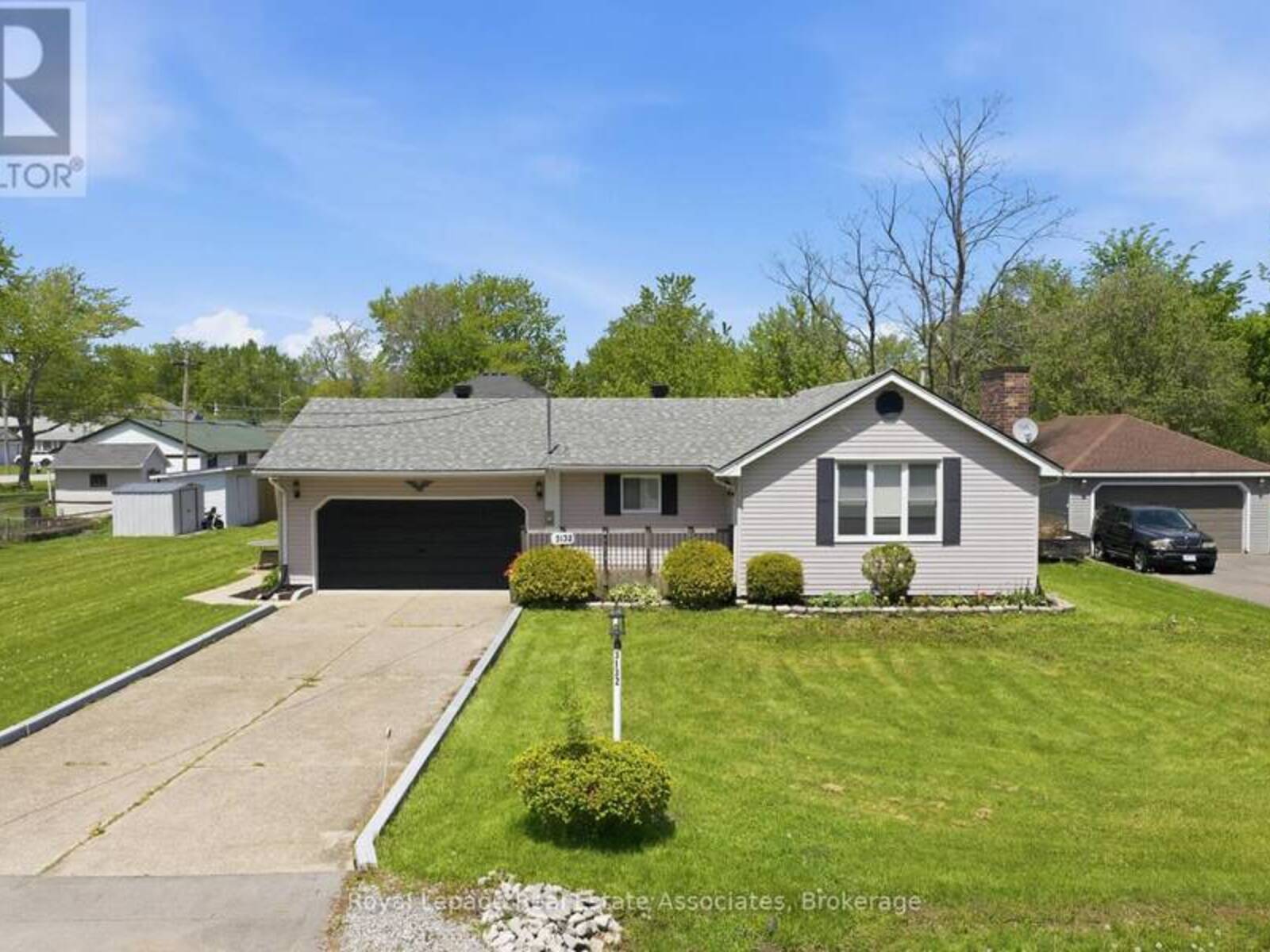 3132 EVADERE AVENUE, Fort Erie, Ontario L0S 1N0