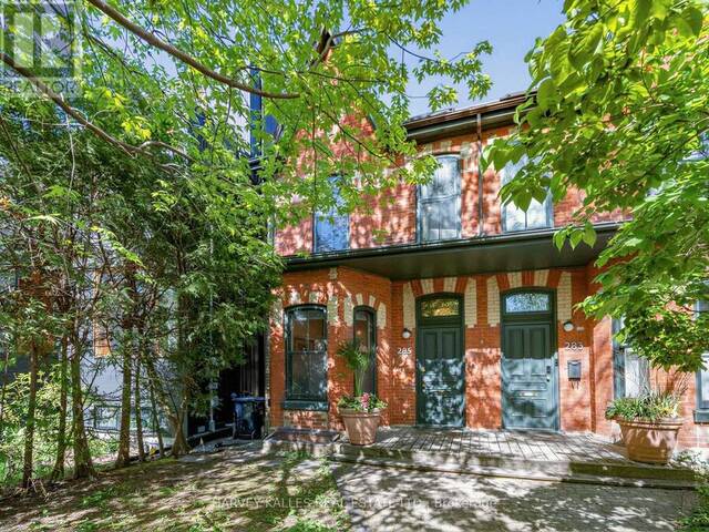 285 BRUNSWICK AVENUE Toronto Ontario, M5S 2M6 - 3 Bedrooms Home For Sale