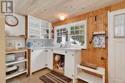 1257 PAINT LAKE ROAD | Lake of Bays Ontario | Slide Image Eleven