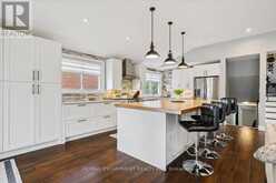 755 PARKER CRESCENT | Burlington Ontario | Slide Image Thirteen