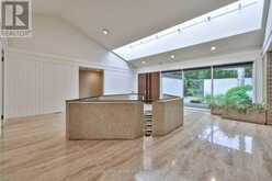 14 PARK LANE CIRCLE | Toronto Ontario | Slide Image Twelve