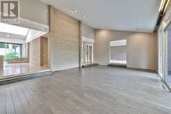 14 PARK LANE CIRCLE | Toronto Ontario | Slide Image Fifteen