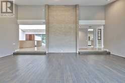 14 PARK LANE CIRCLE | Toronto Ontario | Slide Image Sixteen