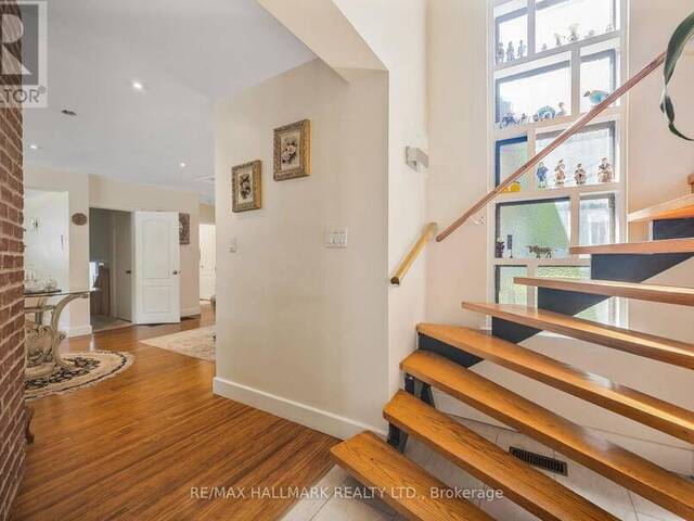 19 TALWOOD DRIVE Toronto Ontario, M3B 2P4 - 3 Bedrooms Home For Sale