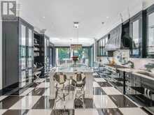 327 CORTLEIGH BOULEVARD | Toronto Ontario | Slide Image Twelve