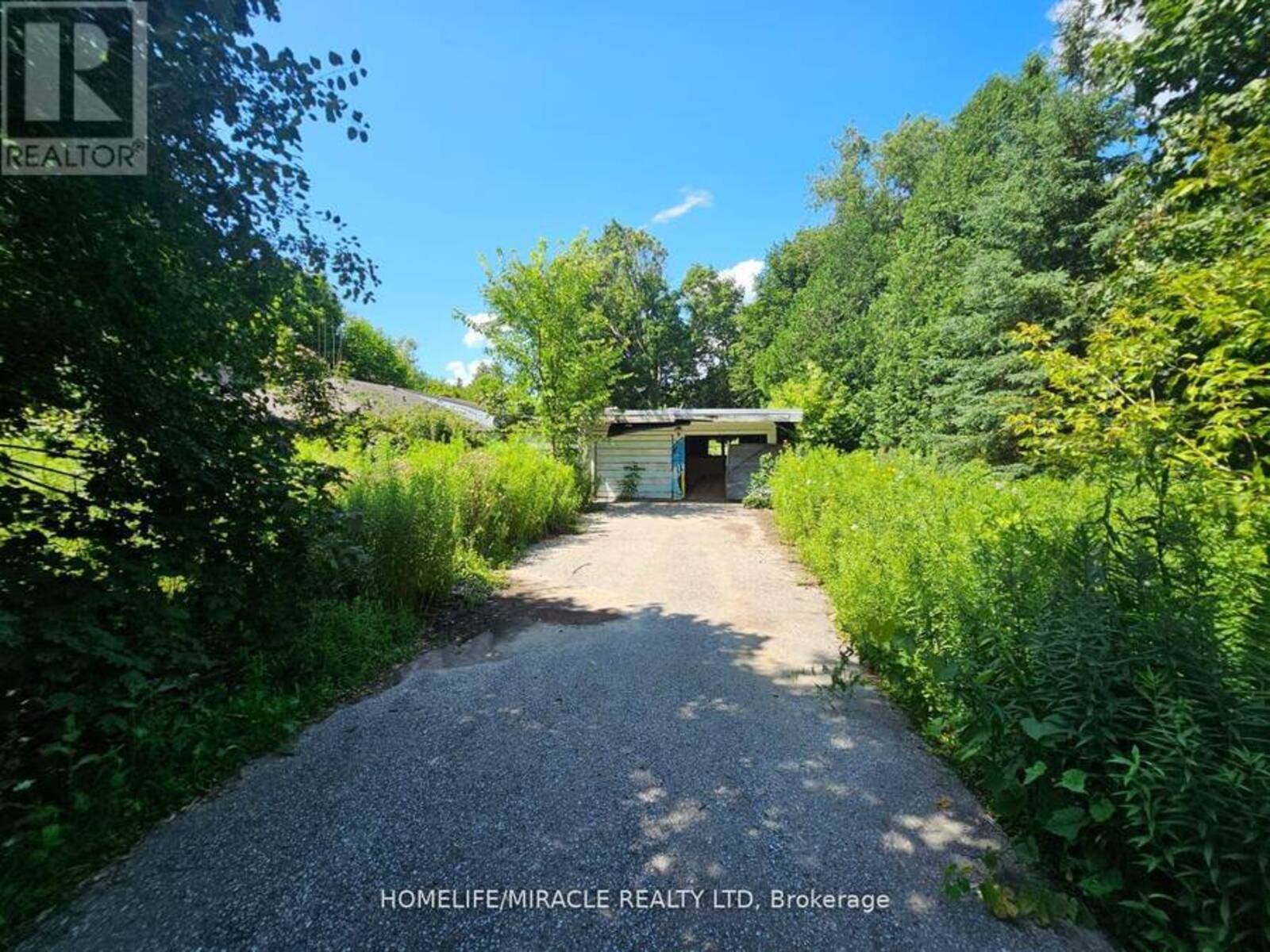 346 TAUNTON ROUTE W, Ajax, Ontario L1T 4S9