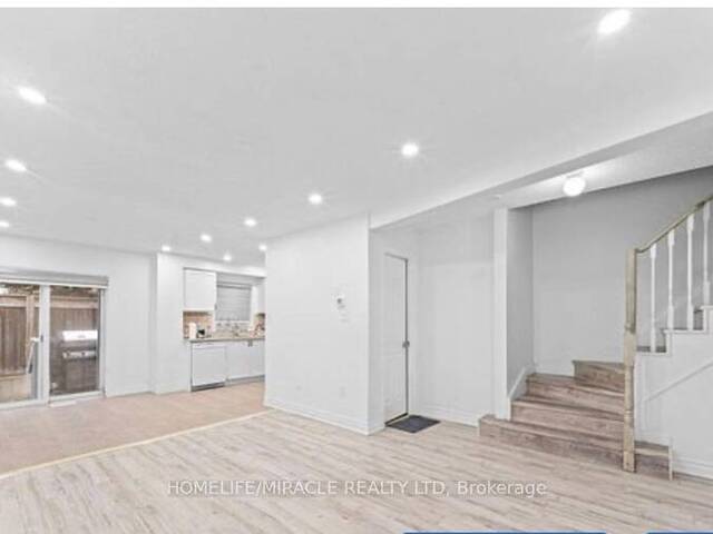 42 - 435 MIDDLEFIELD ROAD Toronto Ontario, M1S 5W1 - 4 Bedrooms Condo For Sale
