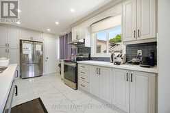 66 DARLINGTON DRIVE | Hamilton Ontario | Slide Image Nine