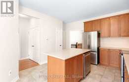 10 - 47 SEEDHOUSE ROAD | Brampton Ontario | Slide Image Sixteen