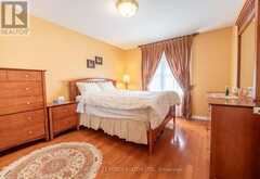 3 HENDERSON AVENUE | Markham Ontario | Slide Image Twenty-three