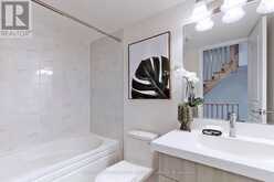 27 THOMAS MULHOLLAND DRIVE | Toronto Ontario | Slide Image Twenty-one