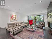 336 MELROSE AVENUE | Toronto Ontario | Slide Image Twelve