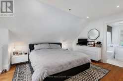 386 PALMERSTON BOULEVARD | Toronto Ontario | Slide Image Thirty