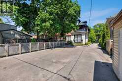386 PALMERSTON BOULEVARD | Toronto Ontario | Slide Image Seven