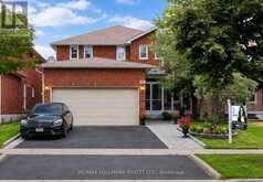 92 WELDRICK ROAD E | Richmond Hill Ontario | Slide Image One
