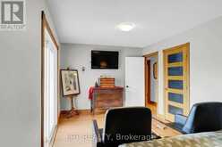 233 SAND ROAD | East Gwillimbury Ontario | Slide Image Twelve