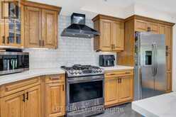 233 SAND ROAD | East Gwillimbury Ontario | Slide Image Nine