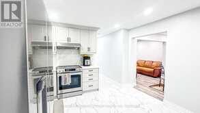 7 DALRAITH CRESCENT | Brampton Ontario | Slide Image Sixteen