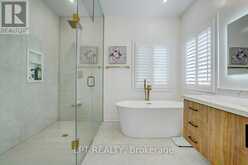 585 HOLGATE CIRCLE | Newmarket Ontario | Slide Image Twenty-four