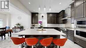 3 MARY WILLSON COURT | East Gwillimbury Ontario | Slide Image Eight