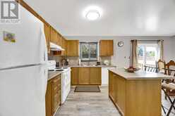 34 PHAIR CRESCENT | London Ontario | Slide Image Thirteen