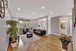 34 PHAIR CRESCENT | London Ontario | Slide Image Nine