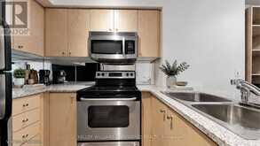 311 - 8 SCOLLARD STREET | Toronto Ontario | Slide Image Fifteen