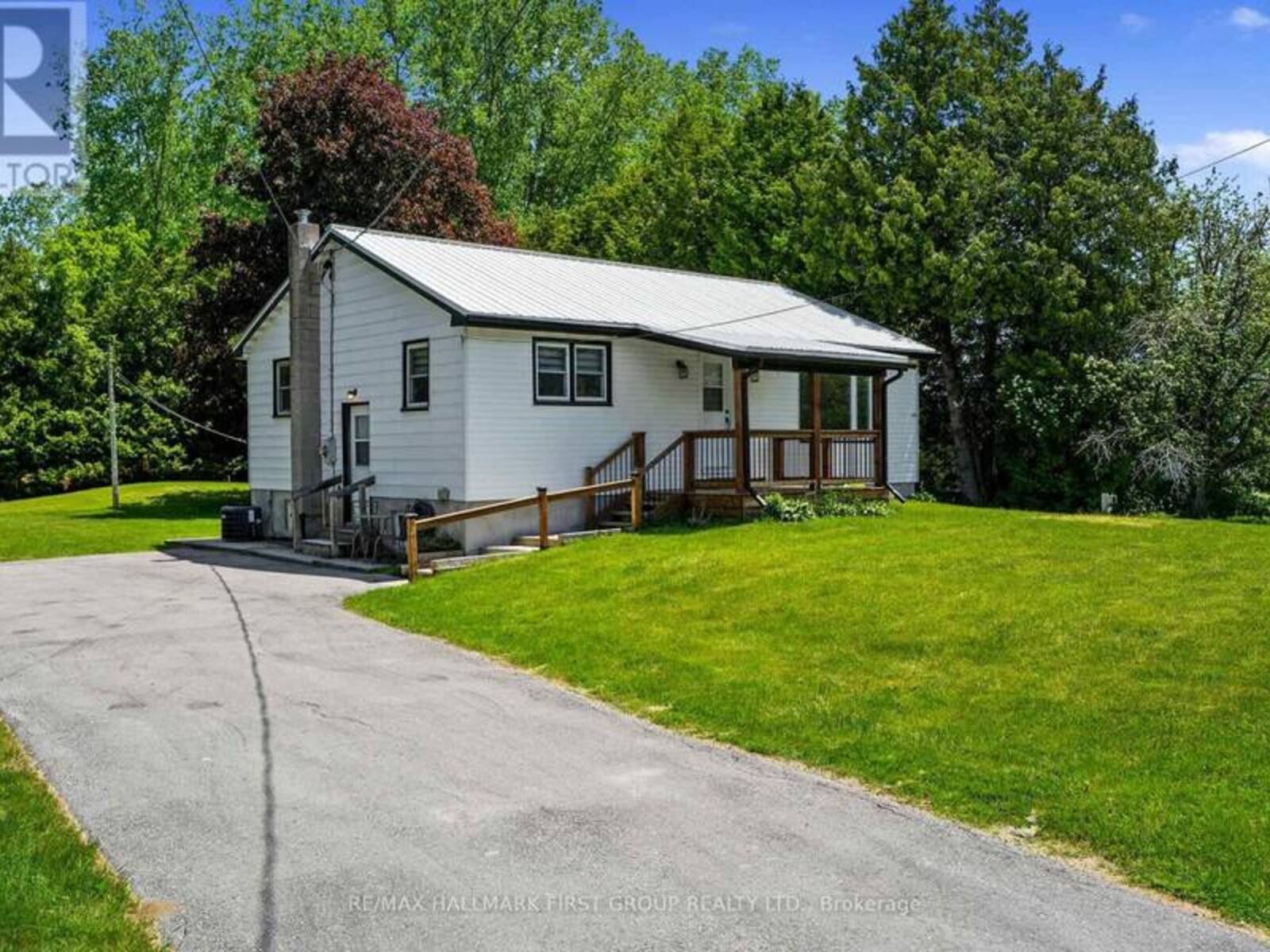 40 WHITES ROAD, Quinte West, Ontario K8V 5P5