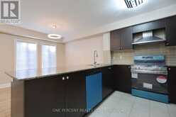 201 - 320 JOHN STREET | Markham Ontario | Slide Image Ten