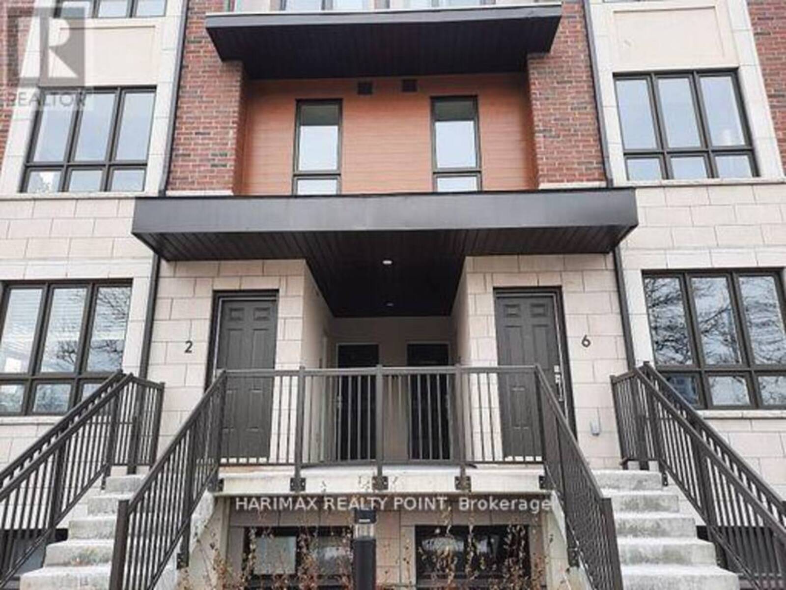 8 - 4015 HICKORY DRIVE, Mississauga, Ontario L4W 1L1