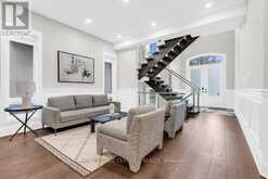 185 BURLOAK DRIVE | Oakville Ontario | Slide Image Thirteen