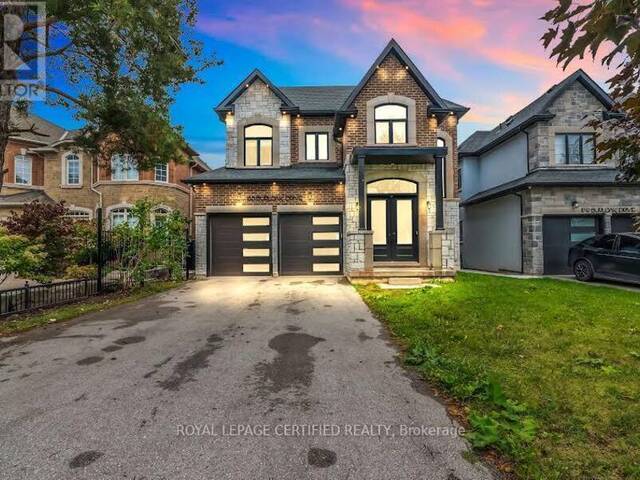 185 BURLOAK DRIVE Oakville Ontario, L7L 4W4 - 4 Bedrooms Home For Sale