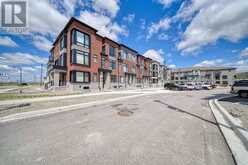 25 PLUTO WAY | Whitby Ontario | Slide Image Two