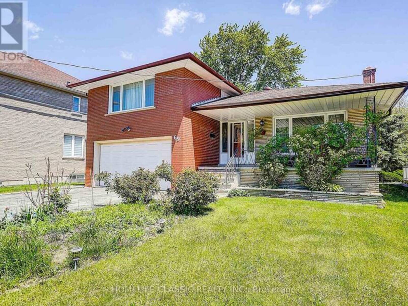 69 ELM AVENUE, Richmond Hill, Ontario L4C 6K8