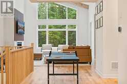1049 GREENSVIEW DRIVE | Huntsville Ontario | Slide Image Eight