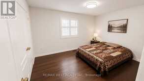 73 EAKIN MILL ROAD | Markham Ontario | Slide Image Fifteen