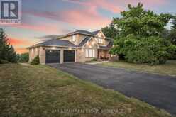 7 GOLFVIEW BOULEVARD | Bradford West Gwillimbury Ontario | Slide Image Two
