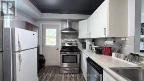 4890 SAINT CLAIR AVENUE | Niagara Falls Ontario | Slide Image Thirteen