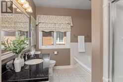 40 BELLA VISTA TRAIL | New Tecumseth Ontario | Slide Image Fourteen