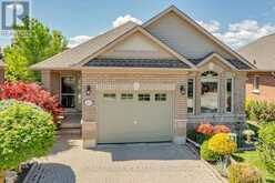 40 BELLA VISTA TRAIL | New Tecumseth Ontario | Slide Image One