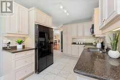 40 BELLA VISTA TRAIL | New Tecumseth Ontario | Slide Image Eight