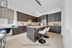 134 ORLEANS CIRCLE | Vaughan Ontario | Slide Image Eighteen