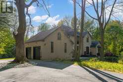 18 ELDER CRESCENT | Ancaster Ontario | Slide Image Six