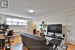 35 FIFTEENTH STREET | Toronto Ontario | Slide Image Nineteen