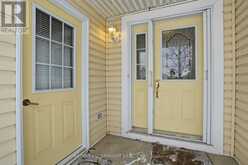148 GLENARIFF DRIVE | Hamilton Ontario | Slide Image Three