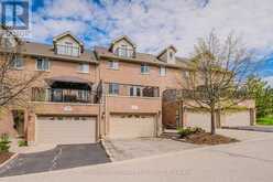 7 WHITEHALL LANE | Cambridge Ontario | Slide Image Two