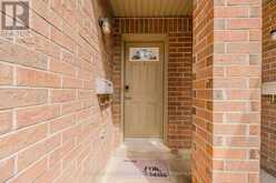 7 WHITEHALL LANE | Cambridge Ontario | Slide Image Four