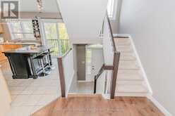 7 WHITEHALL LANE | Cambridge Ontario | Slide Image Six